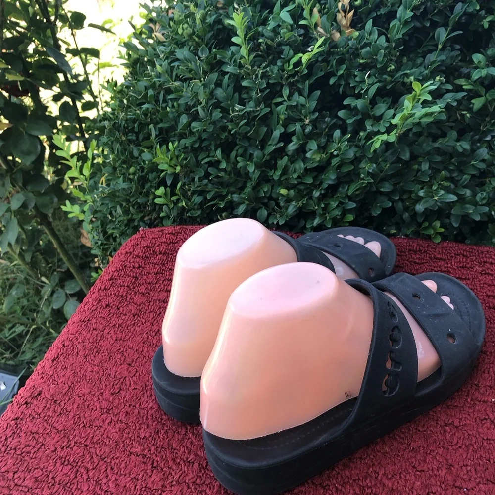 Crocs Baya Platform Classic Two-Strap Iconic Comfort Black Sandals Size W8